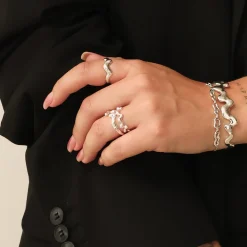 Winther Studio Cirrus Simple Ring></noscript> Ringe